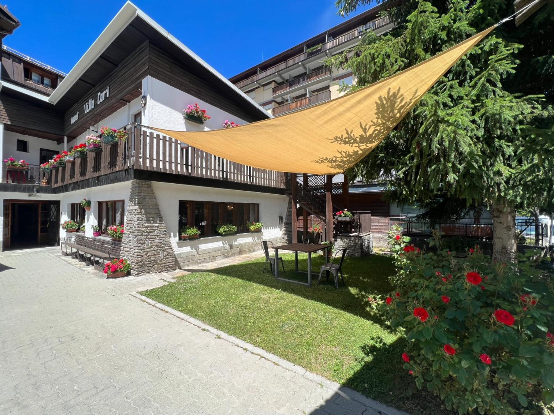 Hotel Villa Cary Саузе-д'Ульс Экстерьер фото